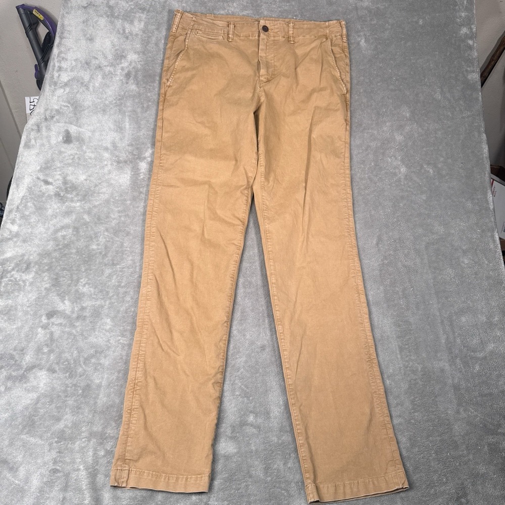 American Eagle Outfitters Tan Chinos
